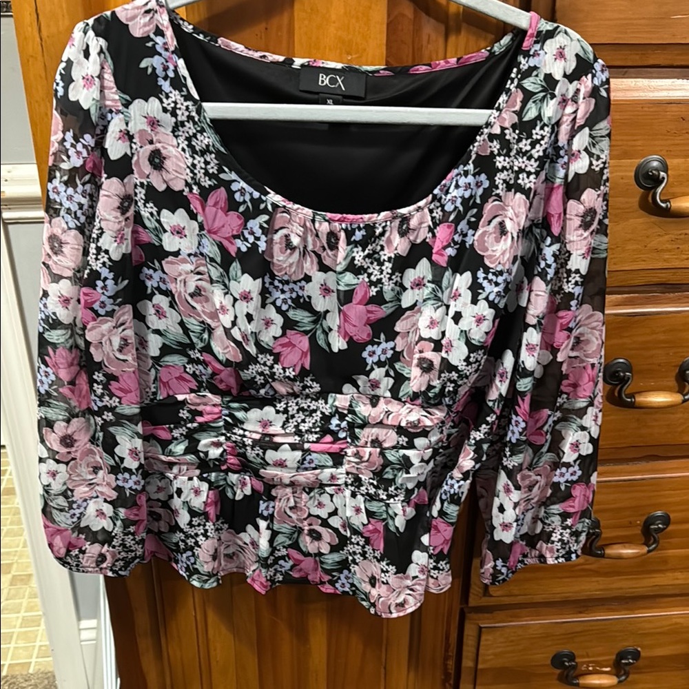 BCX Pink and White Ruched Floral Blouse